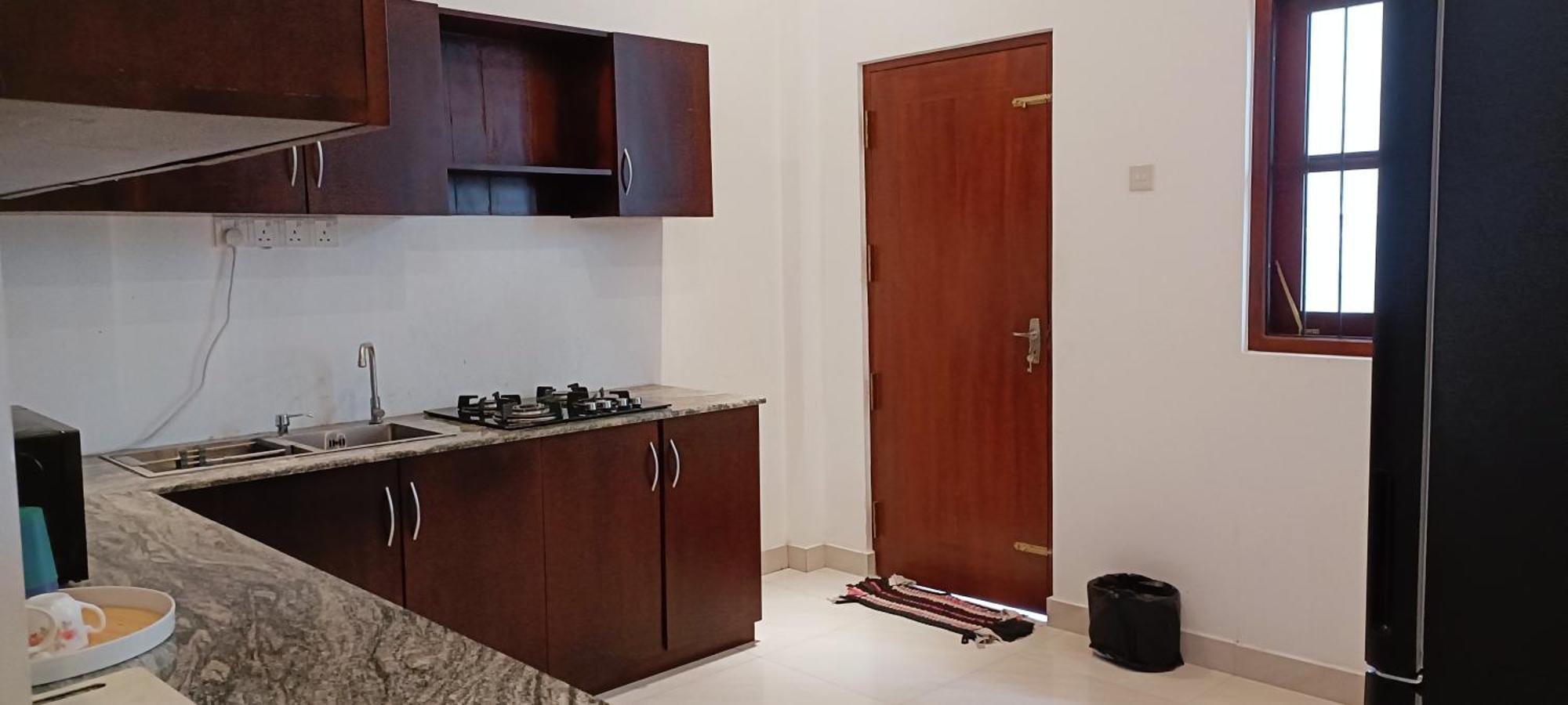 Sweet Apartment *